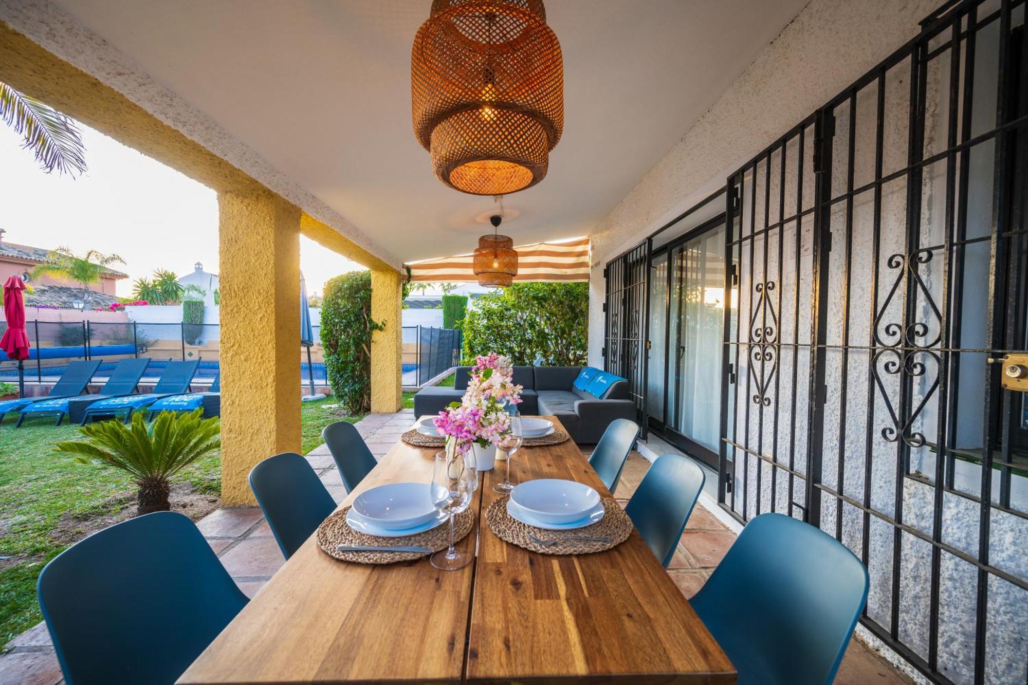 Typical Beach House Las Chapas Playa With Heated Pool Marbella Exterior foto